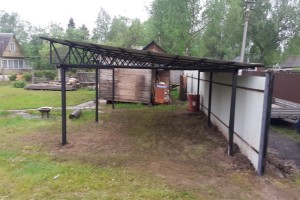 Навес в Яропольце
